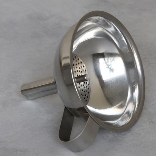 Tratt - Silver finish - www.frokenfraken.se