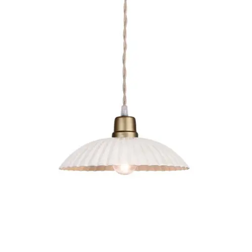 Taklampa Ingrid Antik Vit Stor - Ø 23,5 x 3,5 cm - www.frokenfraken.se