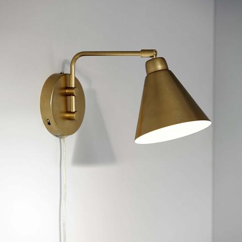 Vägglampa - Game - Mässing - 30 x 15.6 cm - www.frokenfraken.se