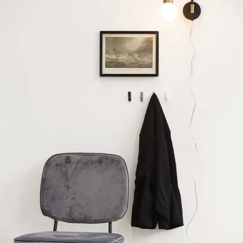 Vägglampa - Molecular - Svart/Mässing - 22 cm - www.frokenfraken.se