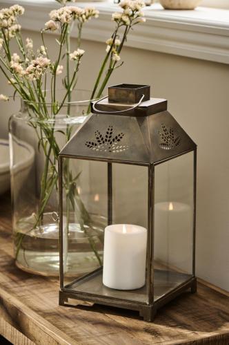 Lykta med lövmönster - Antik Mässing - 36 x 17,5 cm - www.frokenfraken.se