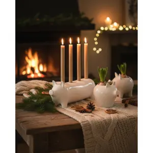 Adventsljusstake - Gris - Vit - 27 x 9 x 11 cm - www.frokenfraken.se