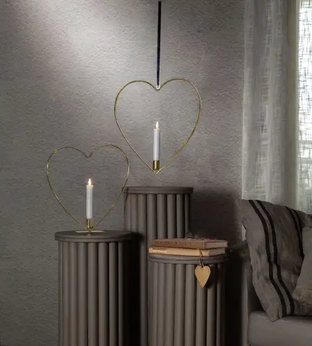 Stående ljusring - Hjärta - Mässing - Batteriljus flammande låga - Ø28 cm - www.frokenfraken.se