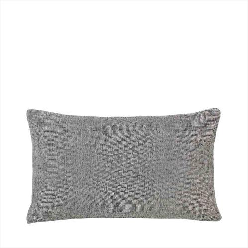 Kudde med kuddfodral - Ivory/Magnet - 50 x 30 x 11 cm - www.frokenfraken.se