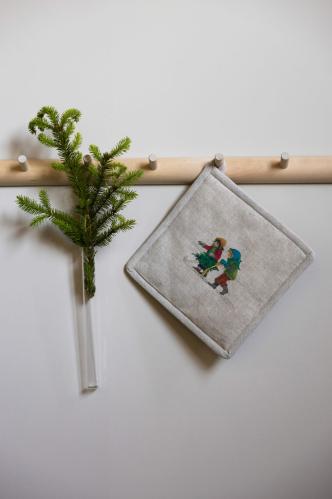 Grytlapp - Barnen i Bullerbyn - Kapitel 2 - 20 x 20 cm - www.frokenfraken.se
