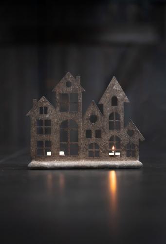 Ljusstake - Hus - 26 x 10 x 21 cm - www.frokenfraken.se
