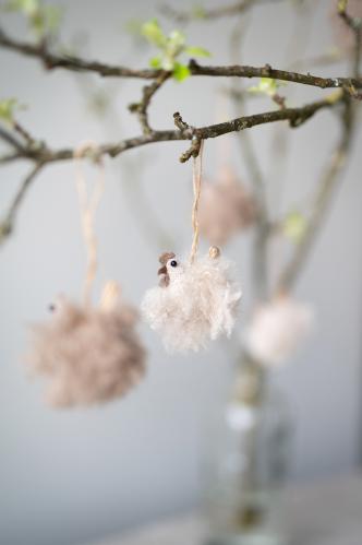 Höna - Hänge - Fluff - 1st - 6 cm - www.frokenfraken.se