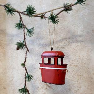 Julkula - Skidlift - 9 x 9 x 4 cm - www.frokenfraken.se