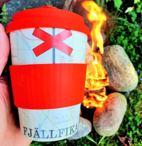 Mugg med lock - Fjällfika - Ledkryss - 12 cm - www.frokenfraken.se