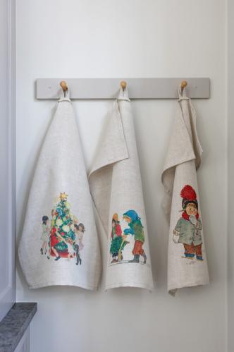 Kökshandduk - Barnen i Bullerbyn - Kapitel 1 - 45 x 60 cm - www.frokenfraken.se