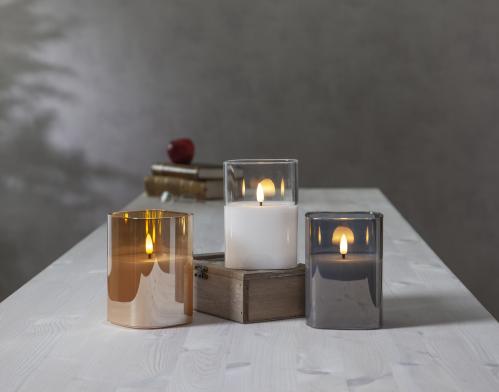 Batteriljus - Flamme - Glashållare - Vit - 9 x 12,5 cm - www.frokenfraken.se