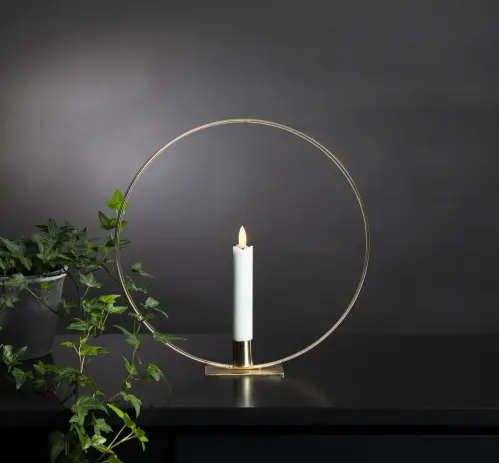 Stående ljusring - Mässing - Batteriljus flammande låga - 28 cm - www.frokenfraken.se