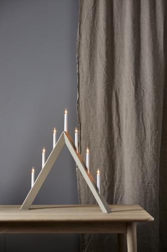 Adventsljusstake Arrow - 64,5 cm - www.frokenfraken.se