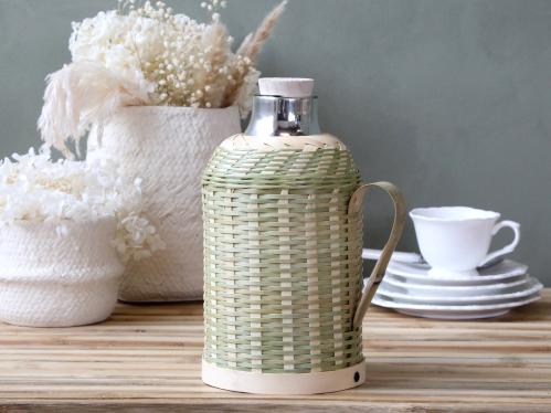 Termoskanna med flätad bambu - 1,3 L - Grön - 26 cm - www.frokenfraken.se