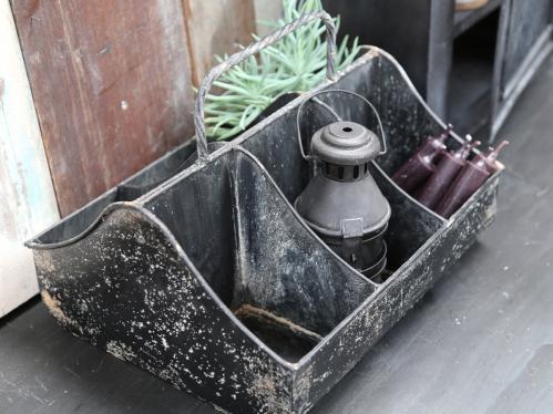 Metallkorg med fack - H22/L30/B26 cm - www.frokenfraken.se
