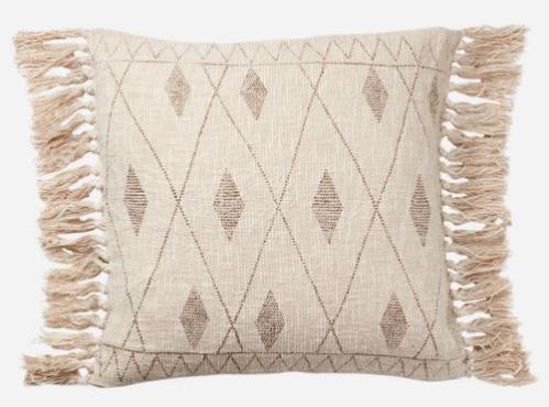 Kuddfodral med fransar - Natur/Brun - 50 x 50 cm - www.frokenfraken.se