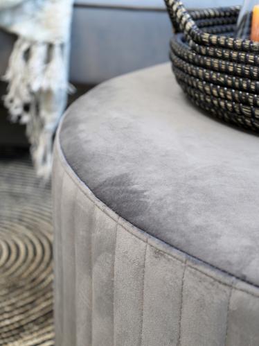 Sittpuff - Sammet - Latte - 35 x Ø85 cm - www.frokenfraken.se
