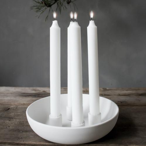 Ljusstake - Adventsljusstake Granholmen Vit - Ø21 cm - www.frokenfraken.se