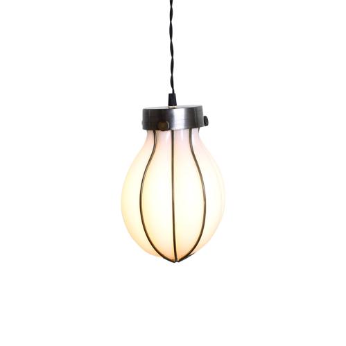 Taklampa - Vit/Krom - 26 x Ø17 cm - www.frokenfraken.se