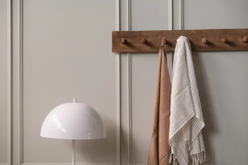 Hängare i Trä med 9 Knoppar - Vintage - 120 cm - www.frokenfraken.se